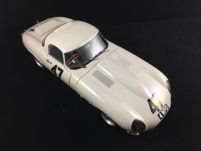 Illustration for article titled Jaguar XKE Semi-Lightweight Competition Roadster
